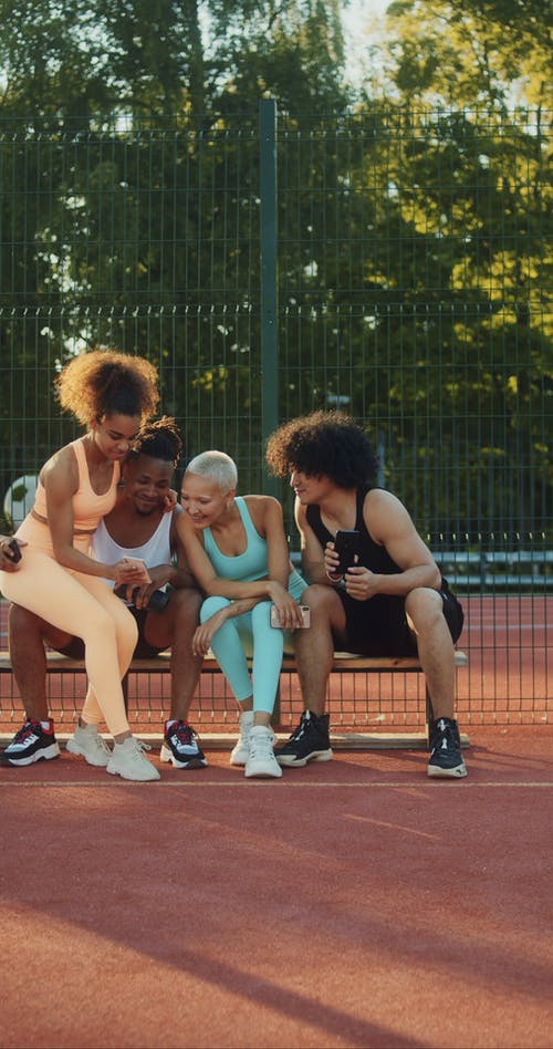 有关一对, 一起, 坐的免费素材视频