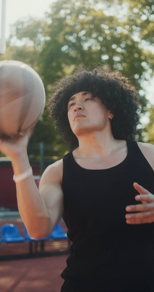 有关人, 垂直视频, 户外的免费素材视频