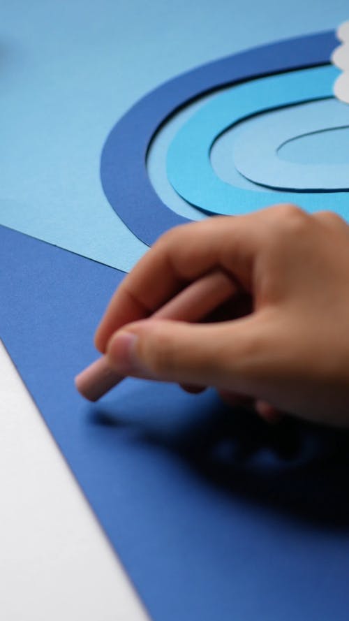 有关垂直视频, 写作, 握住的免费素材视频