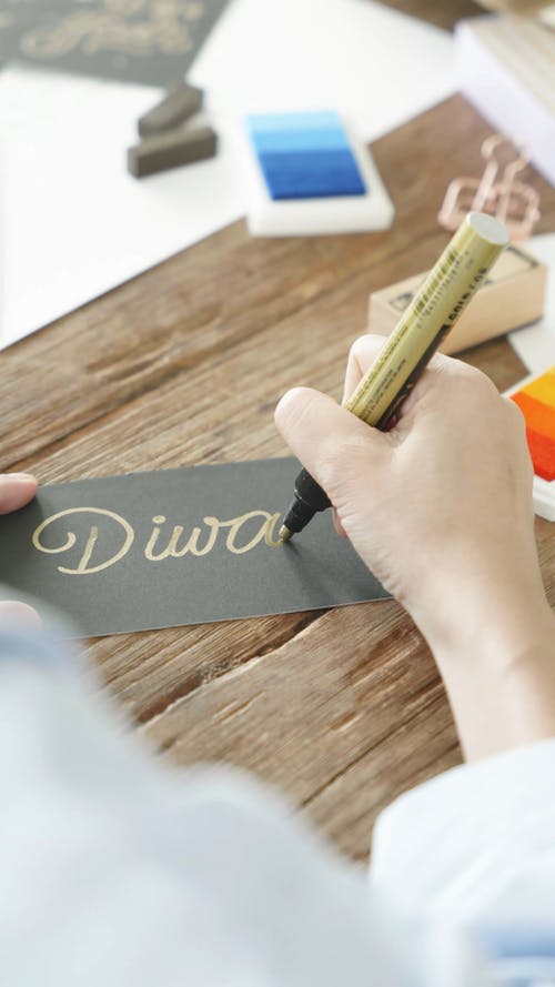 有关人, 信用卡, 垂直视频的免费素材视频