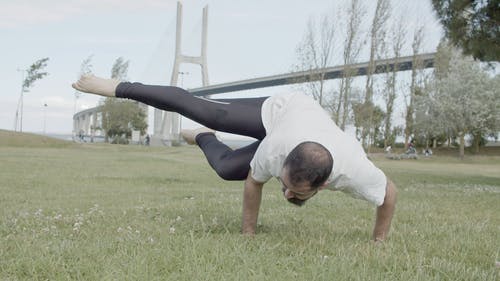 有关人, 倒立, 健身的免费素材视频