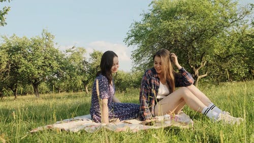 有关休闲, 坐, 女性的免费素材视频