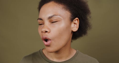 有关个性, 伸出舌头, 做鬼脸的免费素材视频