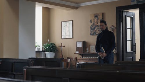 有关人, 信仰, 内部的免费素材视频