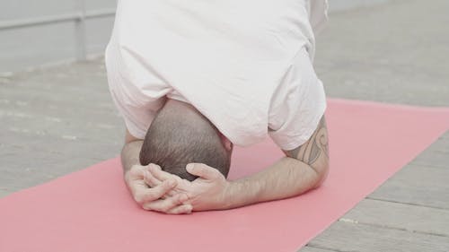 有关@户外, baddha kona sirsasana, sirsasana的免费素材视频