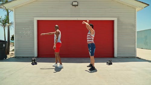 有关卷起门, 同志, 多样化的免费素材视频