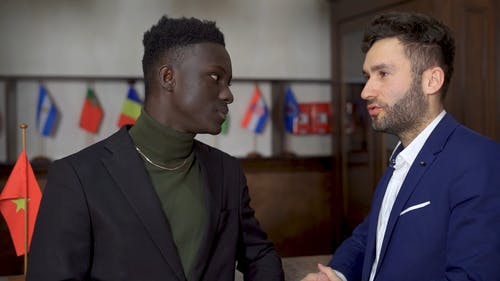 有关商人, 严肃, 室内的免费素材视频