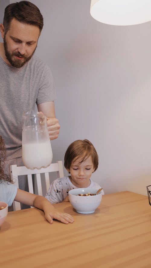 有关人, 垂直视频, 女儿的免费素材视频