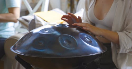 有关handpan, 慢动作, 手的免费素材视频