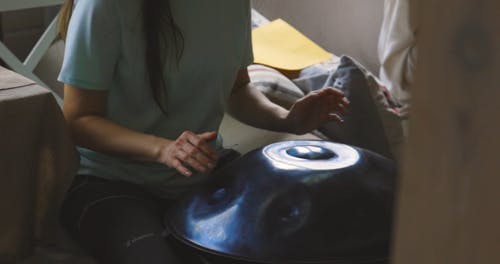 有关handpan, 手, 打的免费素材视频