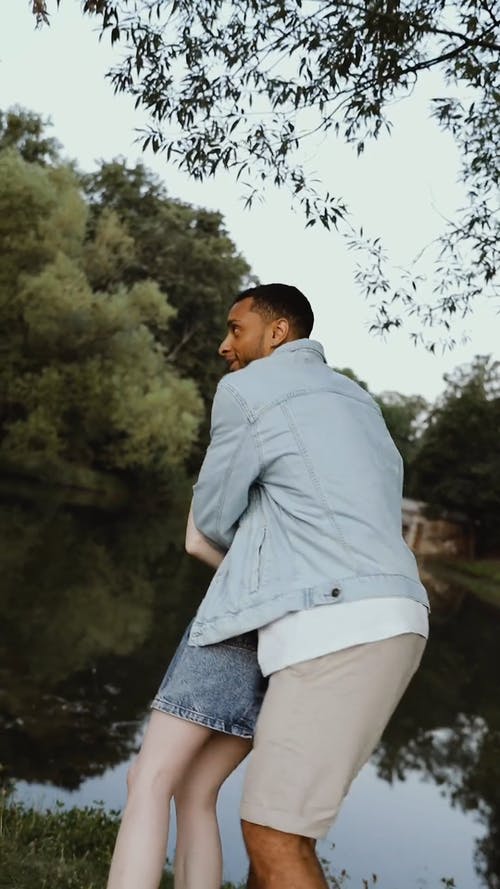 有关垂直视频, 大笑, 天性的免费素材视频