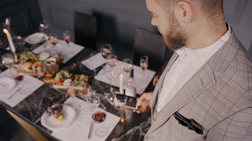 有关人, 侍酒师, 倾注的免费素材视频