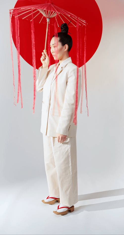 有关wagasa, 上班服, 发髻的免费素材视频