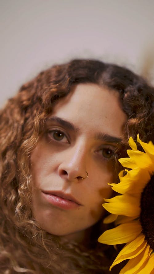 有关垂直视频, 女人, 女士的免费素材视频