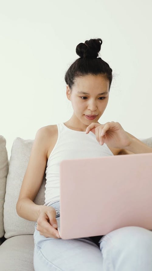 有关人, 付款, 垂直视频的免费素材视频