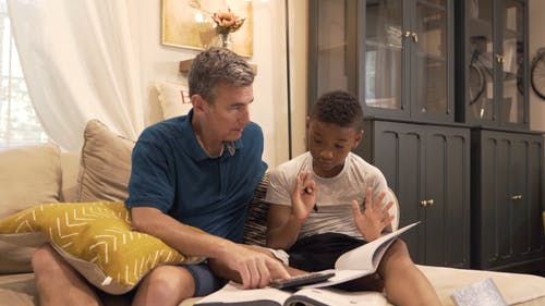 有关儿童, 功课, 原子笔的免费素材视频