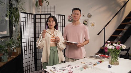 有关人, 涂料, 女人的免费素材视频