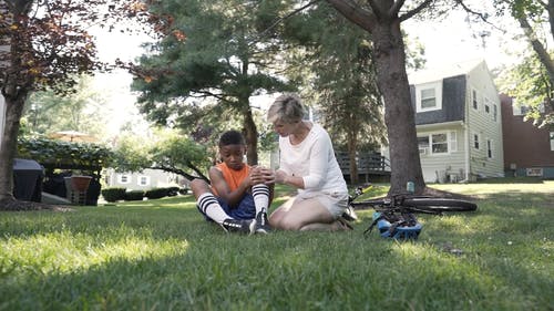 有关坐, 多样化, 多民族的免费素材视频