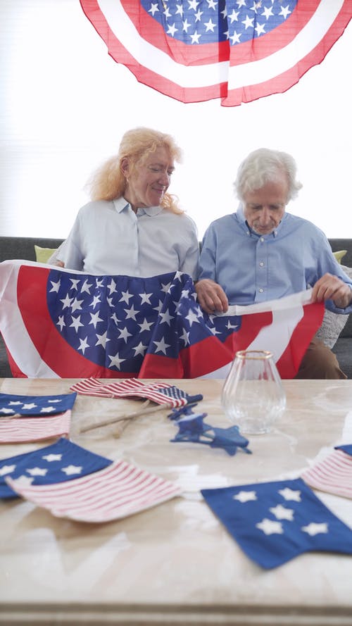 有关一对, 人, 坐的免费素材视频