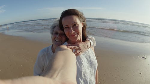 有关和平标志, 夏天, 女儿的免费素材视频