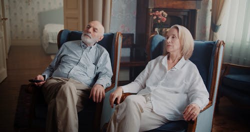 有关一对, 人, 在家的免费素材视频