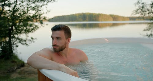 有关人, 半裸, 天性的免费素材视频