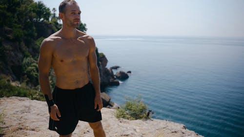 有关人, 半裸, 娱乐的免费素材视频