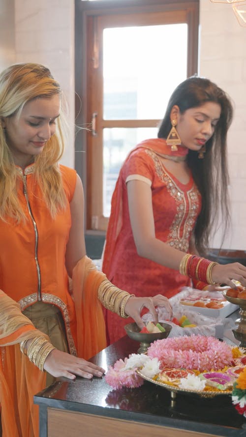 有关传统服饰, 垂直视频, 婚礼的免费素材视频