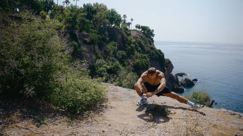 有关人, 伸展, 半裸的免费素材视频