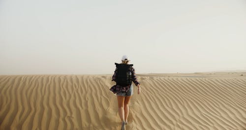 有关女人, 小工具, 户外的免费素材视频