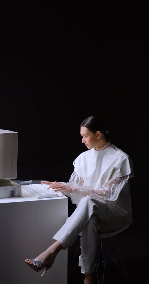 有关人, 垂直视频, 女人的免费素材视频