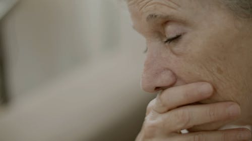 有关哀思, 回忆, 女人的免费素材视频