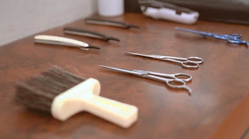 有关不一样, 刷子, 剪刀的免费素材视频