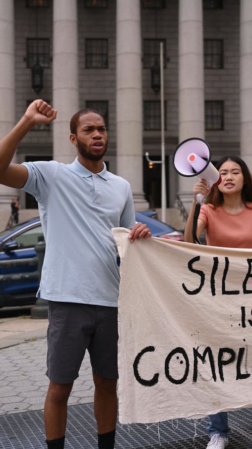 有关叫喊, 垂直视频, 多样化的免费素材视频