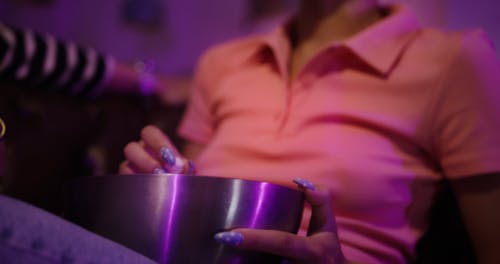 有关一起, 修剪指甲, 吃的免费素材视频