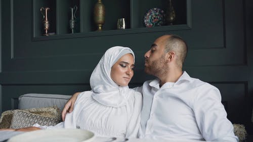 有关一对, 人, 前额的免费素材视频