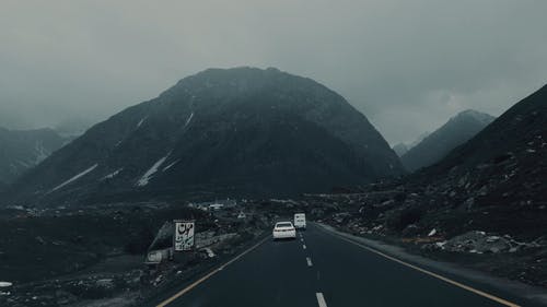 有关城镇, 山, 房子的免费素材视频