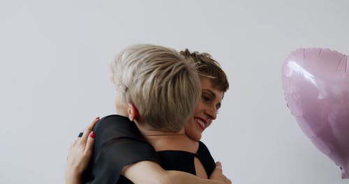 有关同志文化, 女性, 室内的免费素材视频