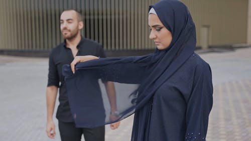 有关一对, 人, 修理的免费素材视频