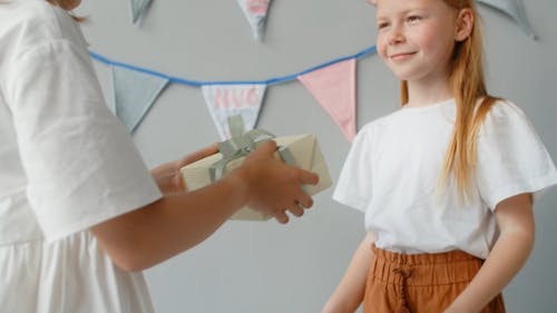 有关孩子, 室内, 快乐的免费素材视频