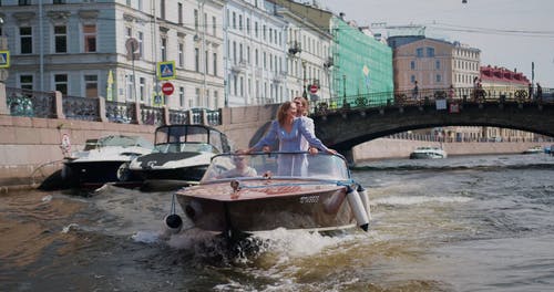 有关一对, 乘船游览, 圣彼得堡的免费素材视频