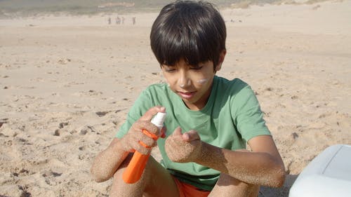 有关乳液, 保护, 儿童的免费素材视频