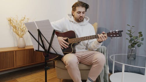 有关人, 原声吉他, 吉他手的免费素材视频