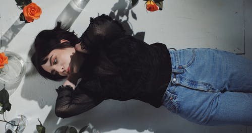 有关人, 俯视图, 在地上的免费素材视频