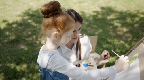 有关儿童, 涂料, 女人的免费素材视频