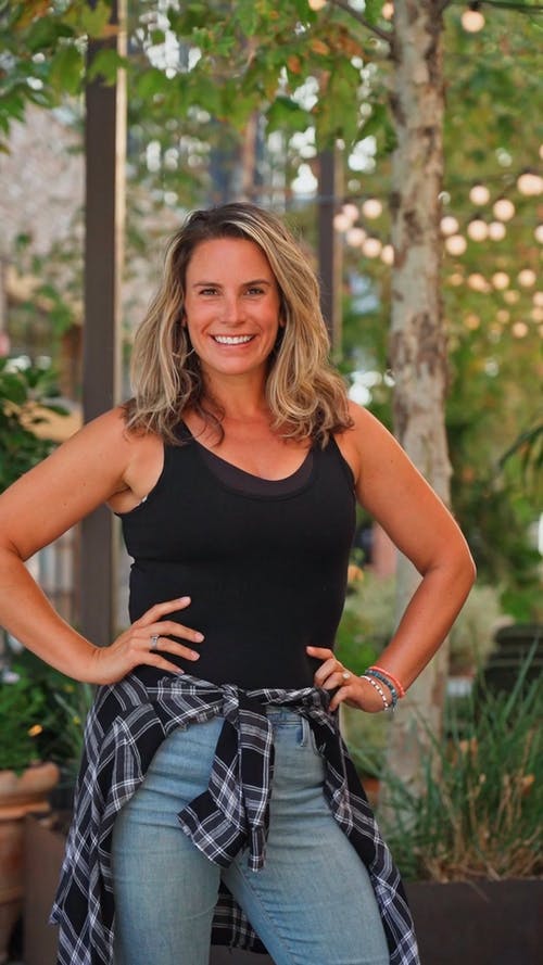 有关人, 垂直视频, 女人的免费素材视频