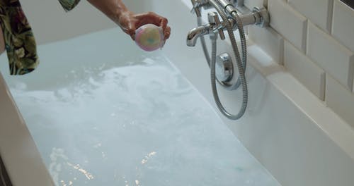 有关水, 洗澡炸弹, 浴缸的免费素材视频