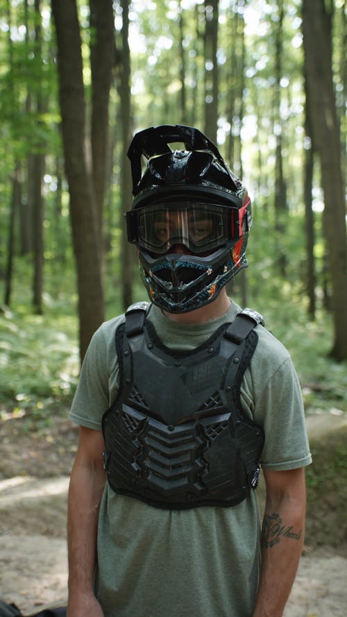 有关冒险, 刺青的, 垂直视频的免费素材视频