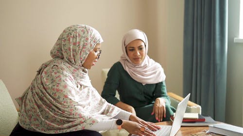 有关同事, 坐, 女性的免费素材视频