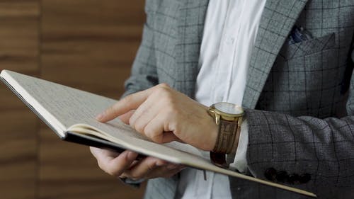 有关商务套装, 手指, 手表的免费素材视频